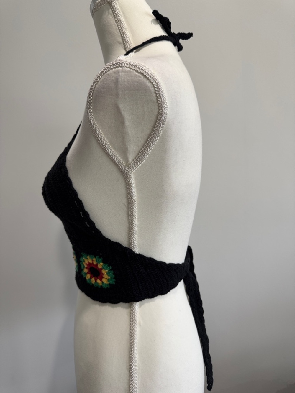 Lakhays Rasta Flower Crochet Top One Size - Picture 3 of 5